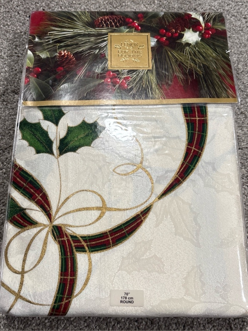 NEW Lenox Holiday Nouveau Tablecloth, 70" Round, Christmas NEW